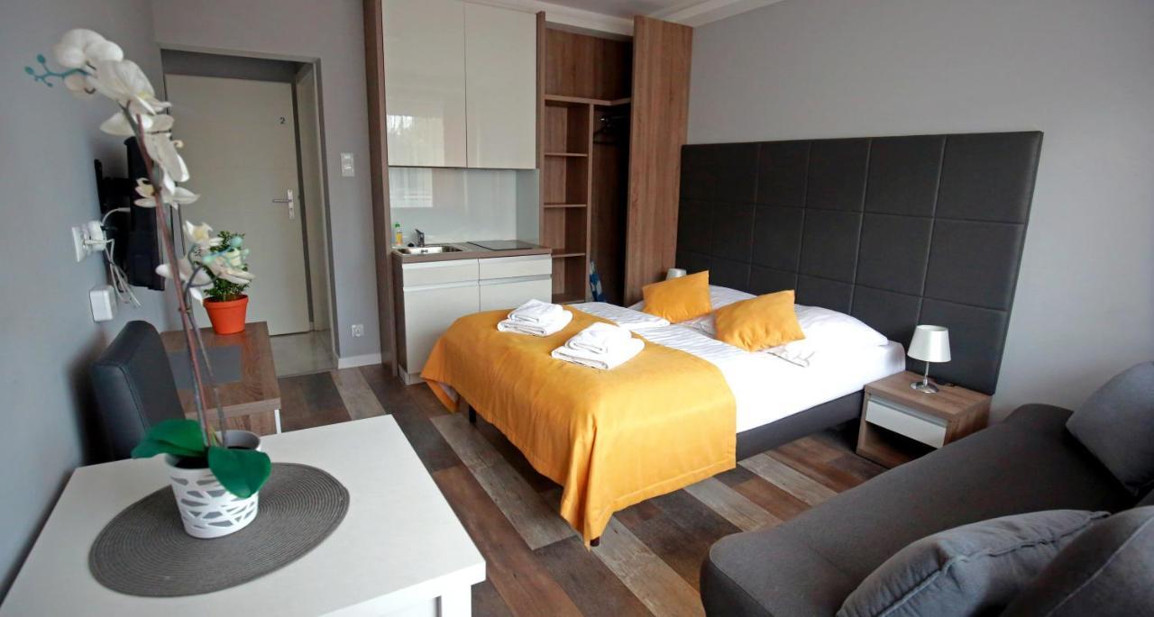 Pod Rozami Apartman Grzybowo  Kültér fotó