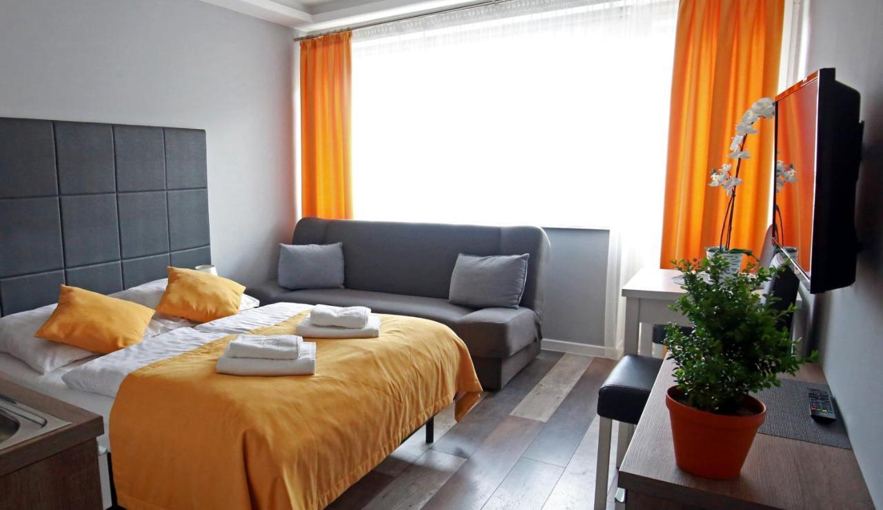 Pod Rozami Apartman Grzybowo  Kültér fotó