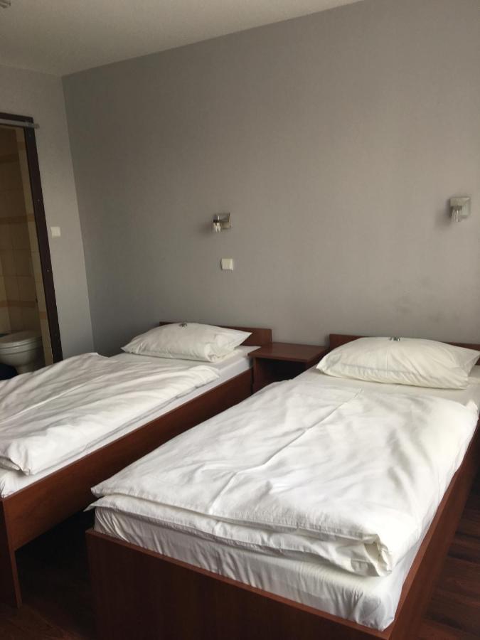Pod Rozami Apartman Grzybowo  Kültér fotó