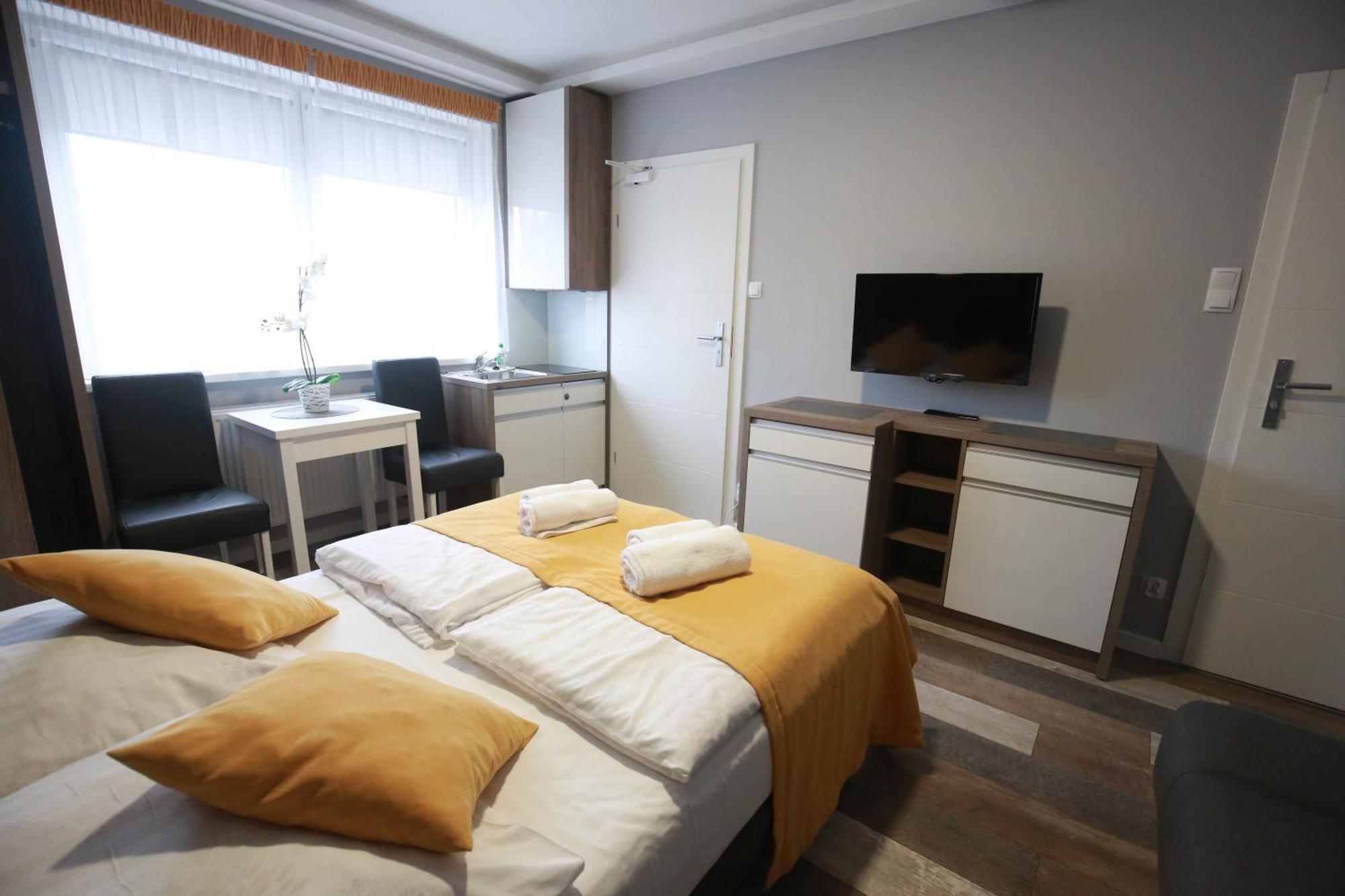 Pod Rozami Apartman Grzybowo  Kültér fotó